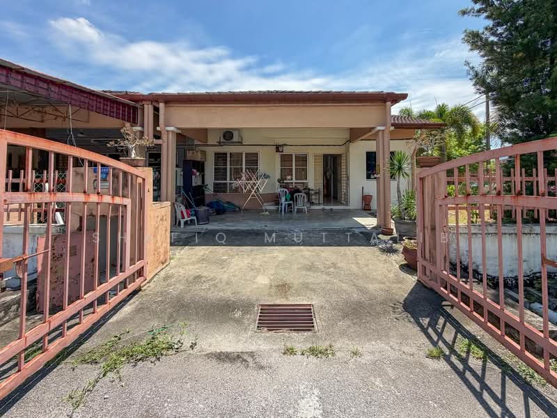 Rumah Teres 1 Tingkat untuk Dijual di Taman Pelangi Semenyih (Semenyih) - Shafiq Muttalib - Exterior - PropertyGuru.com.my