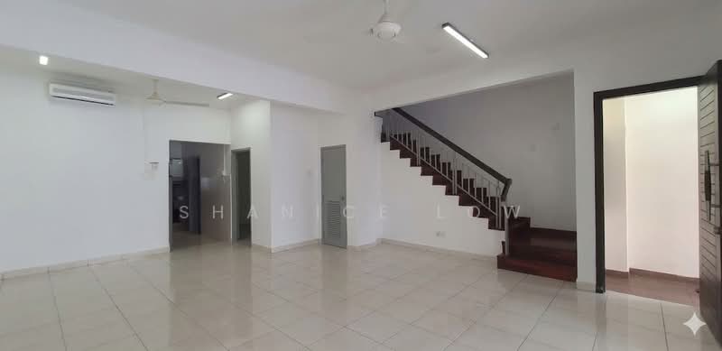 Rumah Teres 2 Tingkat untuk Disewa di Bandar Puteri Puchong (Puchong) - Shanice Low - Living Room - PropertyGuru.com.my