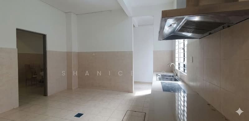 Rumah Teres 2 Tingkat untuk Disewa di Bandar Puteri Puchong (Puchong) - Shanice Low - Kitchen - PropertyGuru.com.my