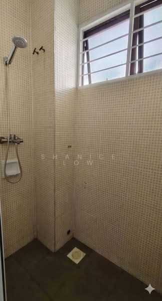 Rumah Teres 2 Tingkat untuk Disewa di Bandar Puteri Puchong (Puchong) - Shanice Low - Bathroom - PropertyGuru.com.my