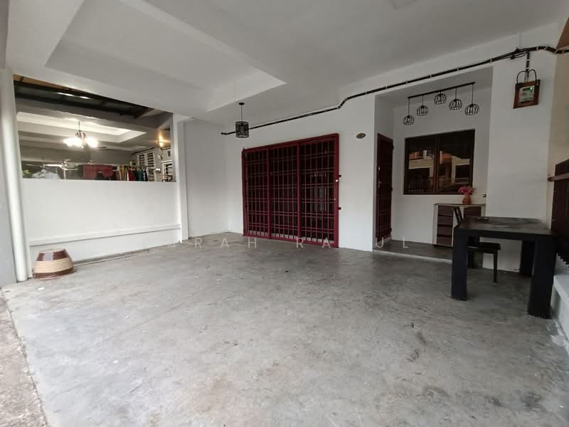 Rumah Teres 2 Tingkat untuk Dijual di Ayer Keroh (Melaka) - Farah Rasul - PropertyGuru.com.my