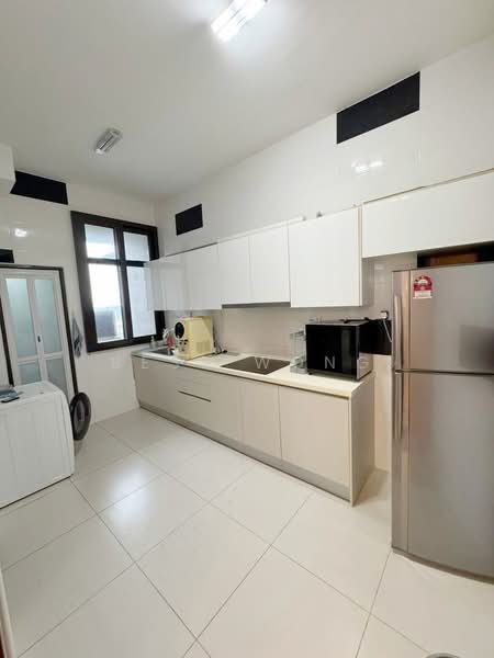Service Residence for Sale at D'Summit Residences - Bess Wong - PropertyGuru.com.my