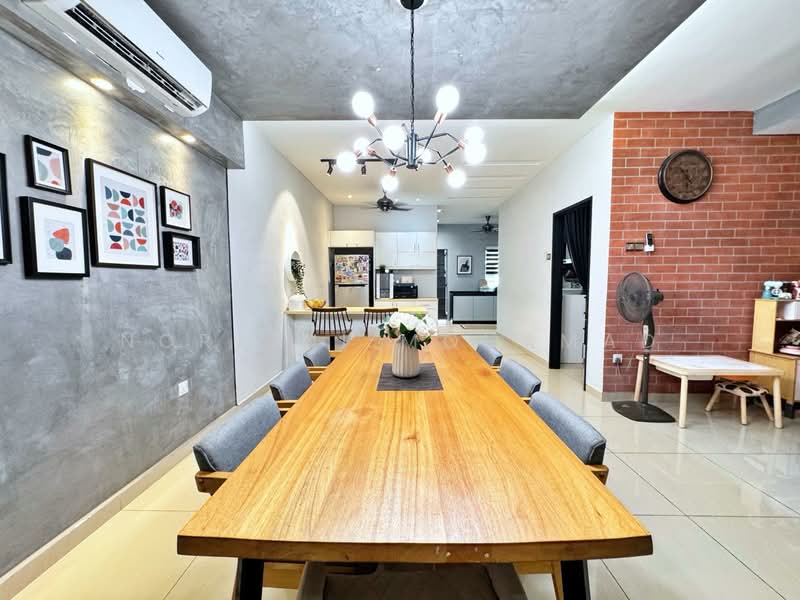 Rumah Teres 2 Tingkat untuk Dijual di Bandar Baru Bangi (Selangor) - Noraini Mohamad - Dining Room - PropertyGuru.com.my