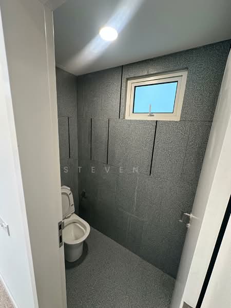 Service Residence for Sale at The Stallionz @ Ipoh White Times Square - Steven . - Bathroom - PropertyGuru.com.my