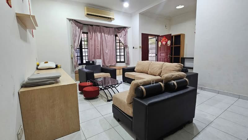 2-storey Terraced House for Rent in Taman Pelangi Indah (Ulu Tiram) - Debbie Chin - Living Room - PropertyGuru.com.my