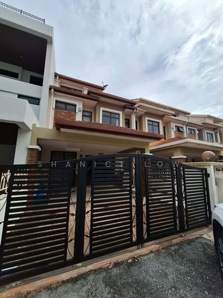 Rumah Teres 2.5 Tingkat untuk Disewa di Bandar Puteri Puchong (Puchong) - Shanice Low - Exterior - PropertyGuru.com.my