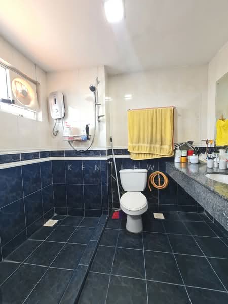 3-storey Terraced House for Sale in Taman Bukit Segar Jaya 2 (Cheras) - Ken Lew - Bathroom - PropertyGuru.com.my
