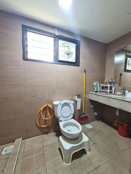 3-storey Terraced House for Sale in Taman Bukit Segar Jaya 2 (Cheras) - Ken Lew - Bathroom - PropertyGuru.com.my