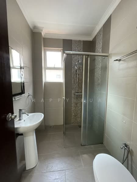 Semi-Detached House for Sale in Ampang Jaya (Ampang) - Happy Kua - Bathroom - PropertyGuru.com.my
