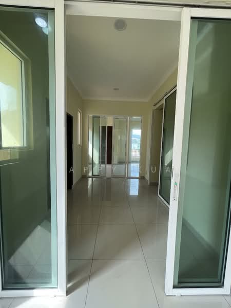 Semi-Detached House for Sale in Ampang Jaya (Ampang) - Happy Kua - Corridor - PropertyGuru.com.my