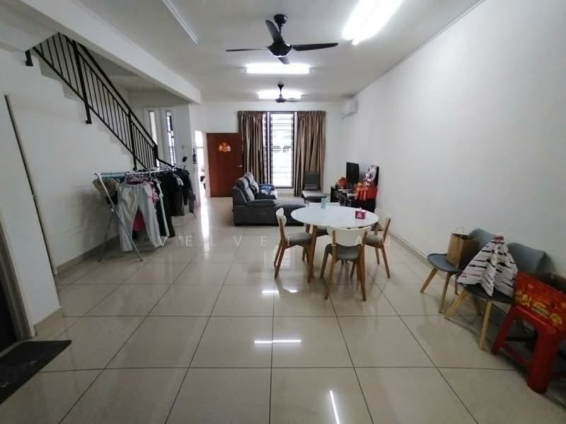 Rumah Teres 2 Tingkat untuk Dijual di Mutiara Rini (Skudai) - Velvet Lau - Living Room - PropertyGuru.com.my