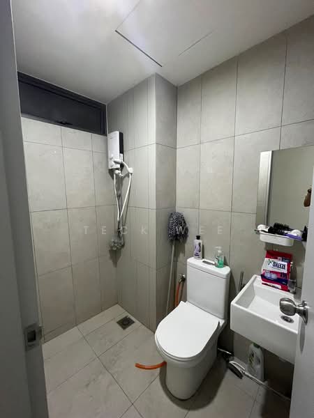 Service Residence for Rent at Kenwingston Platz - Teck Wee - Bathroom - PropertyGuru.com.my
