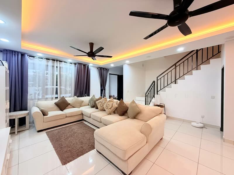 2-storey Terraced House for Sale in Bangi (Selangor) - Mohd Aizat Saiful Bahri - Living Room - PropertyGuru.com.my