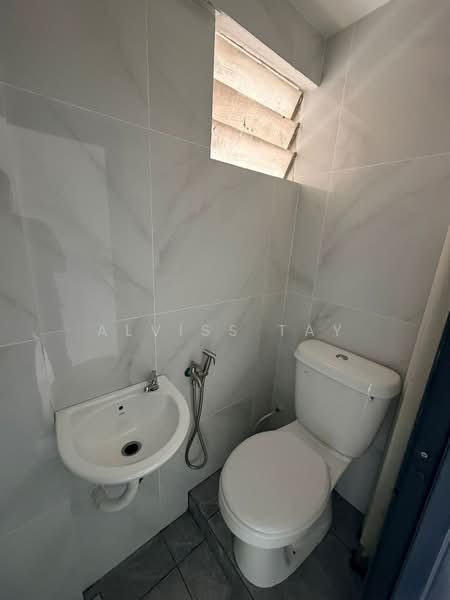 Rumah Flat untuk Dijual di Flat Taman Rinting - Alviss Tay - PropertyGuru.com.my