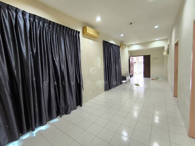 1-storey Terraced House for Rent in Taman Puteri Wangsa (Ulu Tiram) - Calvin Phang - PropertyGuru.com.my