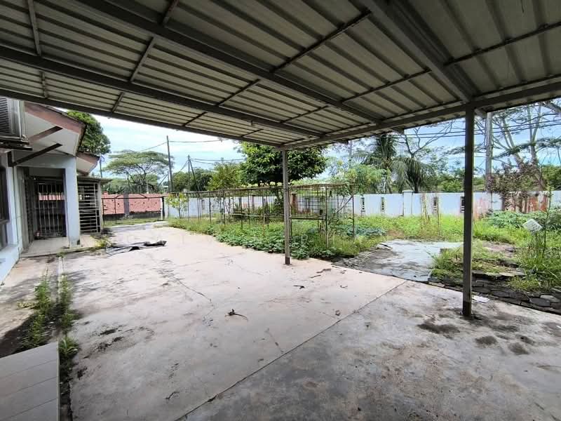 1-storey Terraced House for Rent in Taman Puteri Wangsa (Ulu Tiram) - Calvin Phang - PropertyGuru.com.my