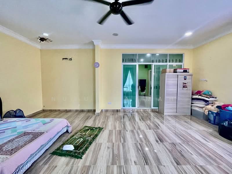 Bungalow for Sale in Senawang (Negeri Sembilan) - Nurul Naemah - PropertyGuru.com.my