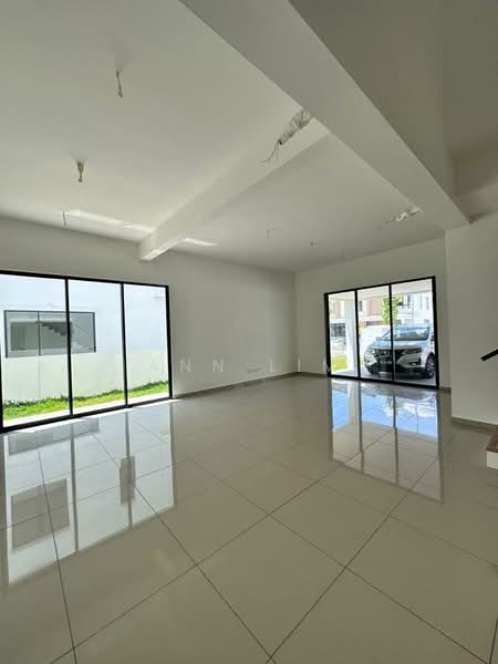 Link Bungalow for Sale in Petaling Jaya (Selangor) - Ann Lim - Living Room - PropertyGuru.com.my