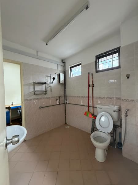 2-storey Terraced House for Rent in Taman Mount Austin (Tebrau) - Vlien Lua - PropertyGuru.com.my