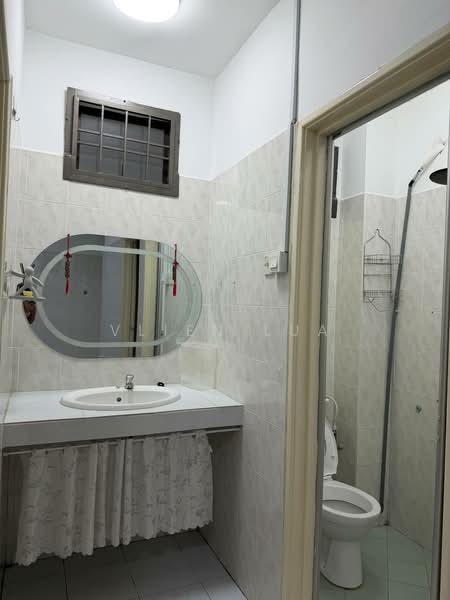 2-storey Terraced House for Rent in Taman Mount Austin (Tebrau) - Vlien Lua - PropertyGuru.com.my