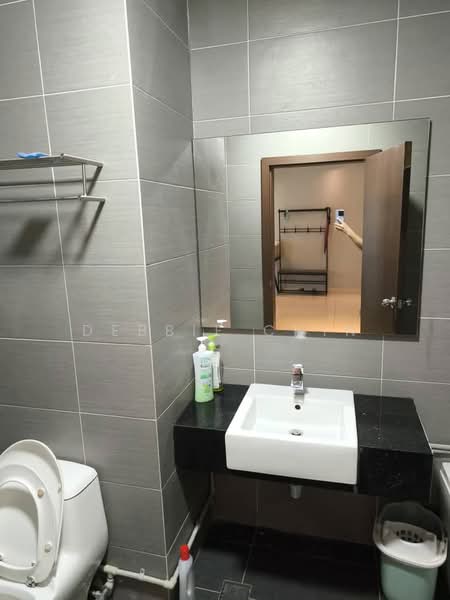 Kondominium untuk Dijual di KSL D'Esplanade Residence - Debbie Chin - Bathroom - PropertyGuru.com.my