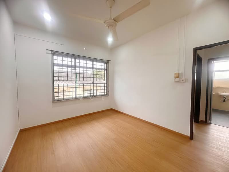 Semi-Detached House for Sale in Taman Pelangi (Johor Bahru) - Zoe Lee - PropertyGuru.com.my