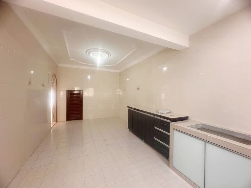 Semi-Detached House for Sale in Taman Pelangi (Johor Bahru) - Zoe Lee - PropertyGuru.com.my