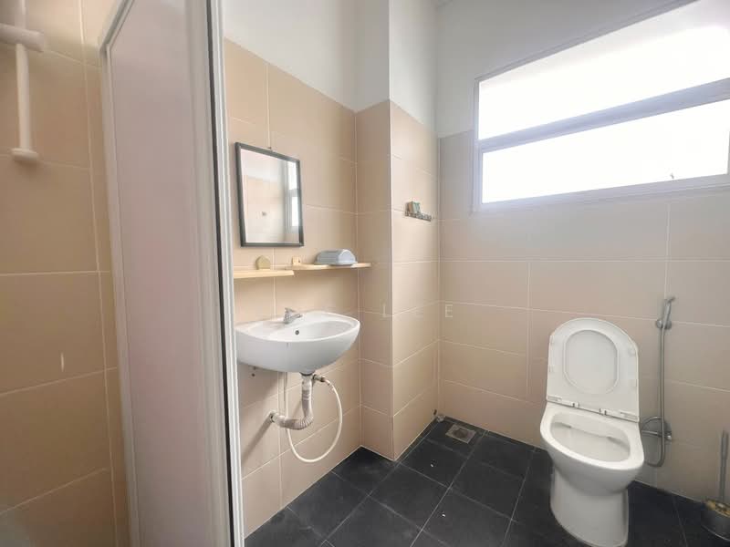 Semi-Detached House for Sale in Taman Pelangi (Johor Bahru) - Zoe Lee - PropertyGuru.com.my