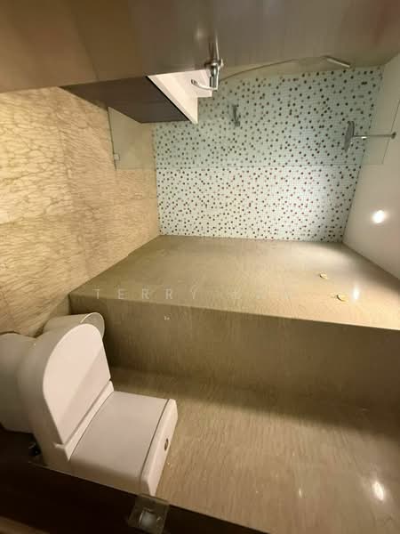 Service Residence for Sale at Regalia Residence - Terry Law - PropertyGuru.com.my