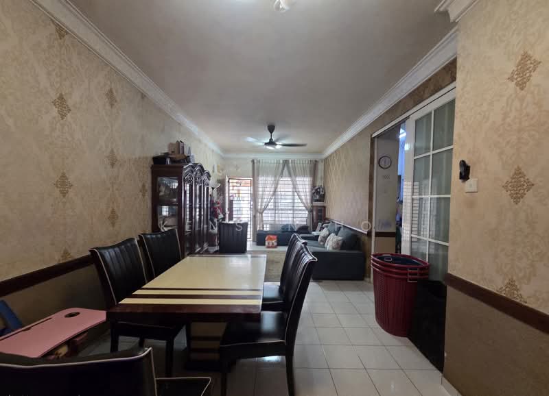 Townhouse for Sale in Batu Caves (Selangor) - Kenson Ho - Living Room - PropertyGuru.com.my