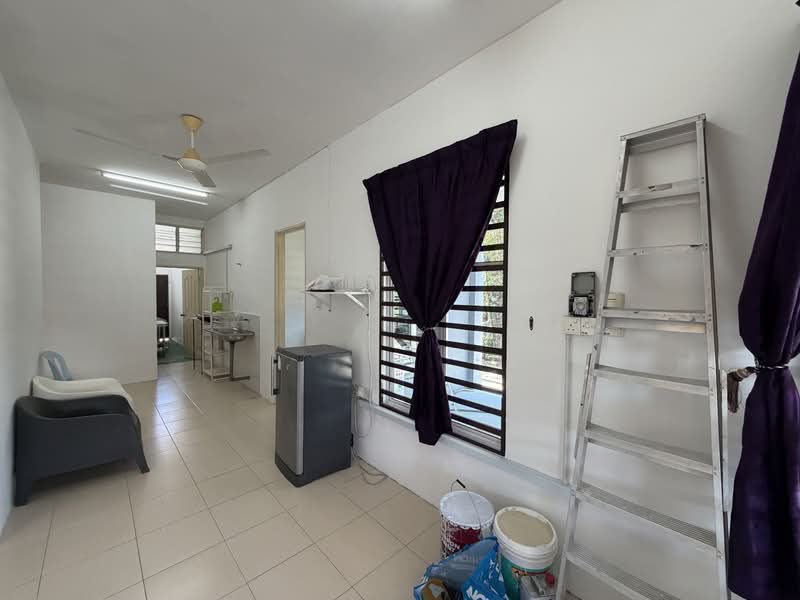 1-storey Terraced House for Sale in Kampar Putra (Kampar) - Presley Chong - PropertyGuru.com.my