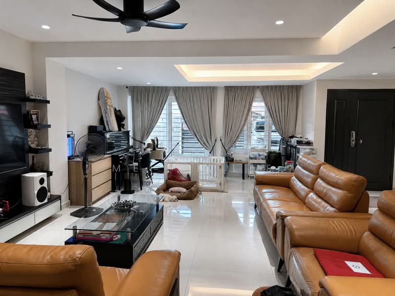 Rumah Teres untuk Dijual di Alam Damai (Cheras) - Mei SM Lee - Damai Puspa, Alam Damai Living Room - PropertyGuru.com.my