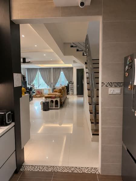 Rumah Teres untuk Dijual di Alam Damai (Cheras) - Mei SM Lee - Damai Puspa, Alam Damai Living Room - PropertyGuru.com.my