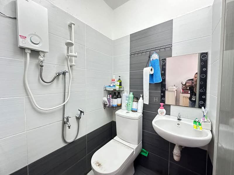 2-storey Terraced House for Sale in Taman Bukit Rawang Jaya (Rawang) - Elwin Mah - PropertyGuru.com.my
