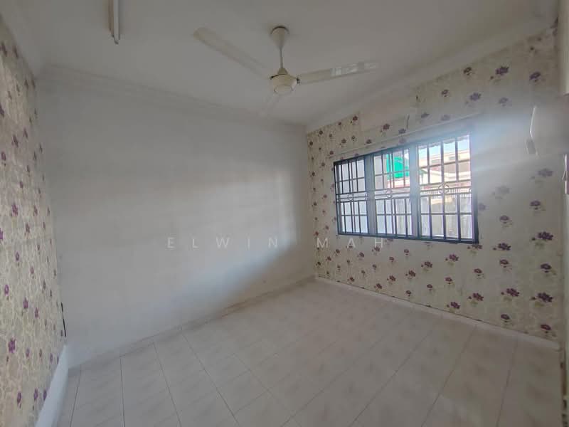 Rumah Teres 1 Tingkat untuk Dijual di Taman Garing Utama (Rawang) - Elwin Mah - PropertyGuru.com.my
