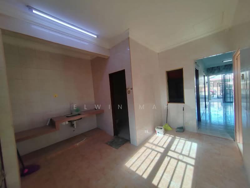 Rumah Teres 1 Tingkat untuk Dijual di Taman Garing Utama (Rawang) - Elwin Mah - PropertyGuru.com.my