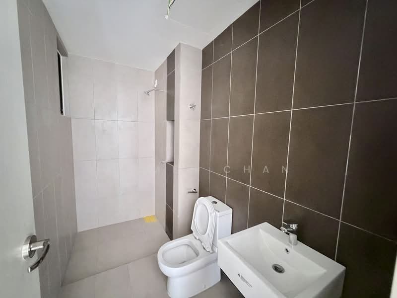 Condominium for Sale at Mutiara Hilltop - Karmen Chan - Common Bathroom - PropertyGuru.com.my