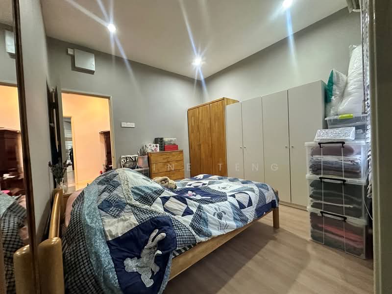 Rumah Teres untuk Dijual di Bandar Botanic (Klang) - Elaine Teng - Bedroom - PropertyGuru.com.my