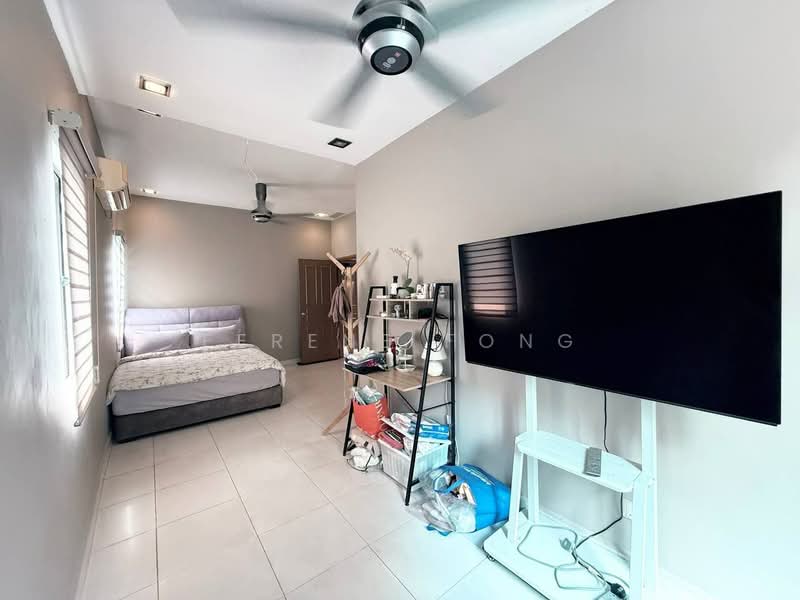 Rumah Teres untuk Dijual di Taman Laguna (Johor Bahru) - Ferene Fong - PropertyGuru.com.my
