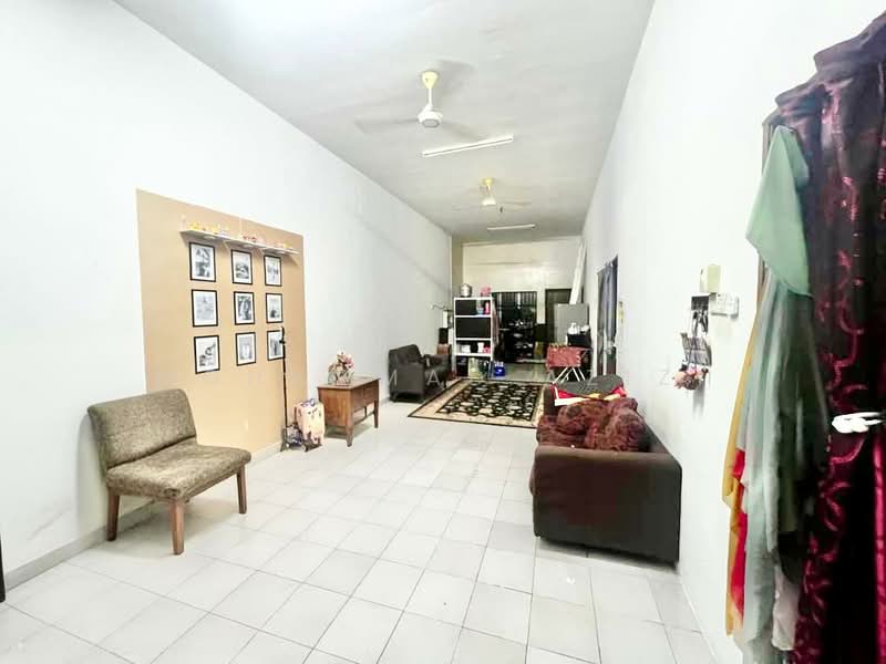 Rumah Berkembar untuk Dijual di Triang (Pahang) - Mohammad Azizi - PropertyGuru.com.my