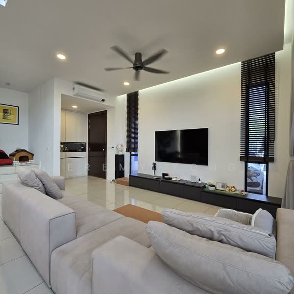 Semi-Detached House for Sale in Jade Hills (Kajang) - Jeremy Yong - Living Room - PropertyGuru.com.my