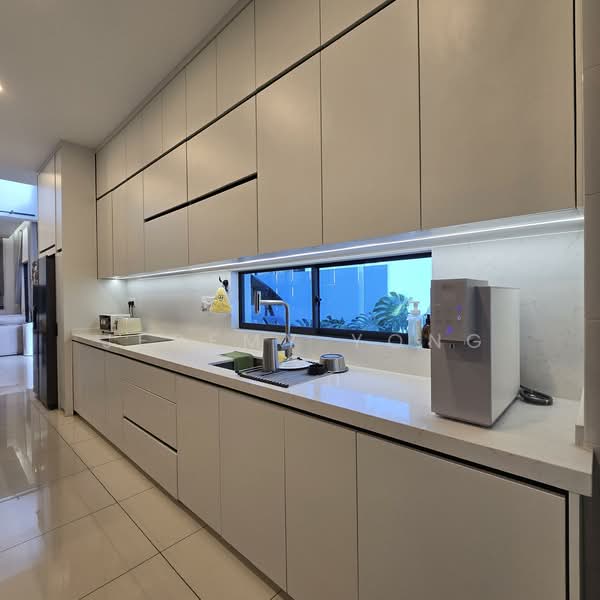 Semi-Detached House for Sale in Jade Hills (Kajang) - Jeremy Yong - Kitchen - PropertyGuru.com.my