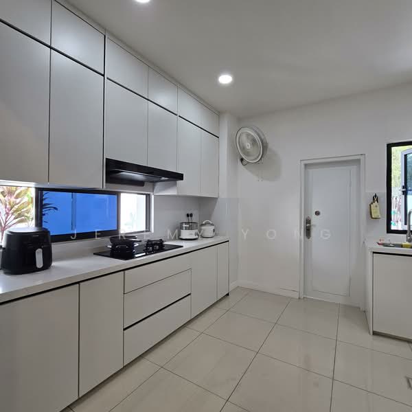 Semi-Detached House for Sale in Jade Hills (Kajang) - Jeremy Yong - Kitchen - PropertyGuru.com.my