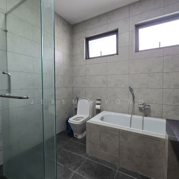 Semi-Detached House for Sale in Jade Hills (Kajang) - Jeremy Yong - Bathroom - PropertyGuru.com.my