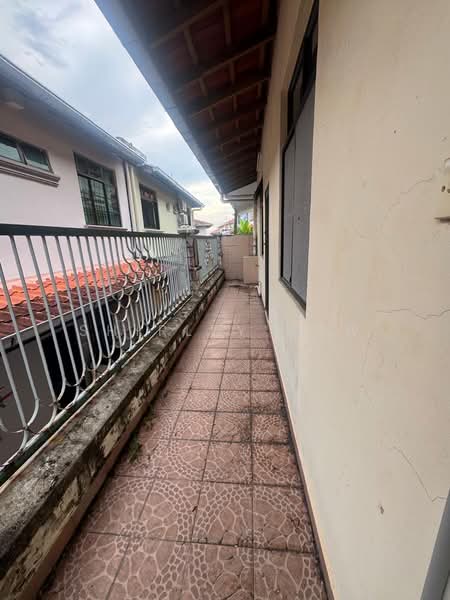 Semi-Detached House for Sale in Taman Pelangi Indah (Ulu Tiram) - Shirley Haw - PropertyGuru.com.my