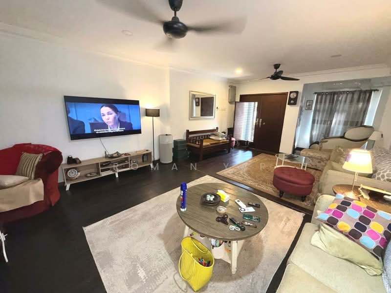 Terraced House for Sale in Bandar Tasik Puteri (Rawang) - Roman Yap - Living Room - PropertyGuru.com.my