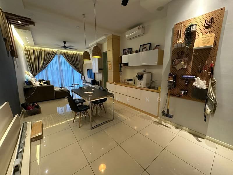 Condominium for Sale at The WaterEdge (Pinggiran Air) - Pauline Ng - Living Room - PropertyGuru.com.my