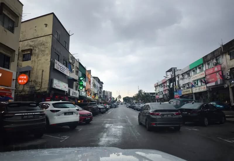 Shop for Rent in Johor Bahru (Johor) - Pauline Ng - Exterior - PropertyGuru.com.my