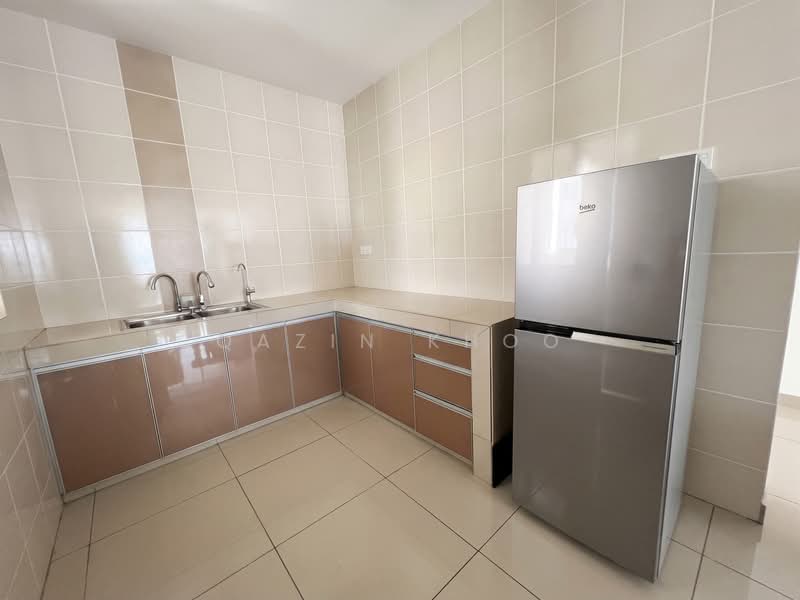 Condominium for Sale at Upper East @ Tiger Lane - Qazin Khoo - Kitchen - PropertyGuru.com.my