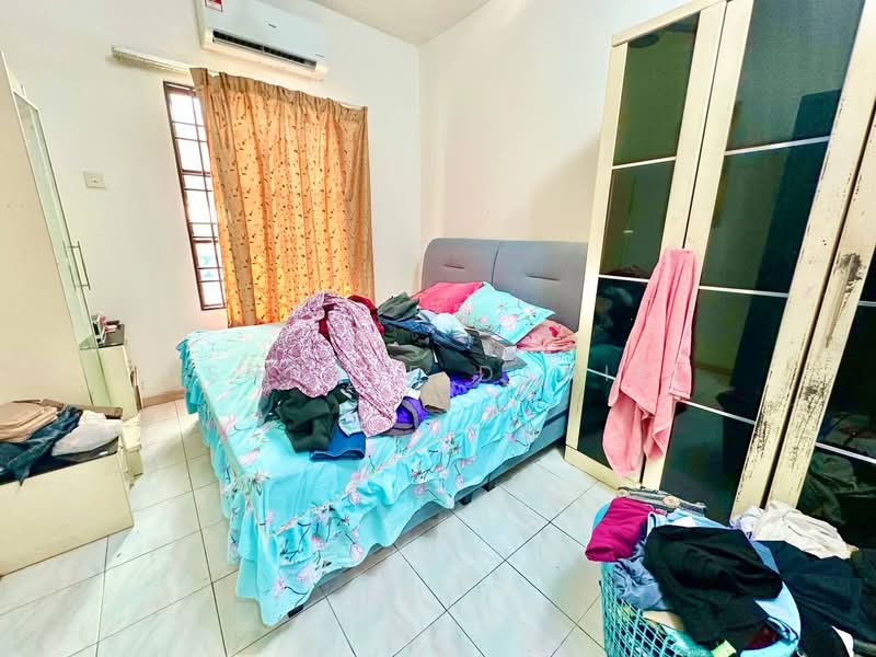 Semi-Detached House for Sale in Taman Lestari Putra (Seri Kembangan) - Ashraff Daniel - PropertyGuru.com.my